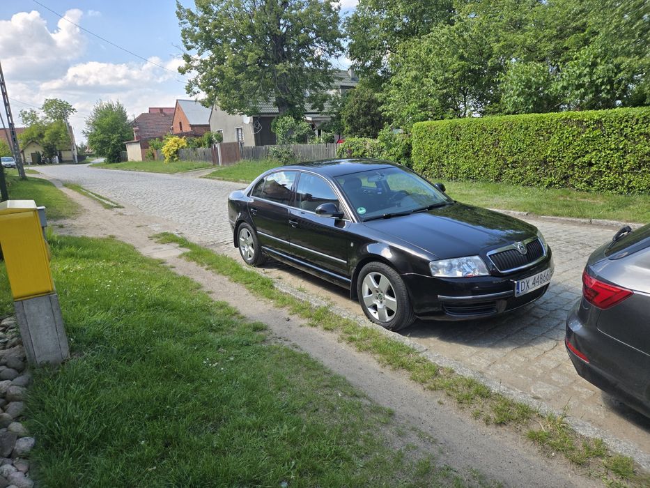 Superb 1.8 T zero rdzy drugi właściciel od nowości