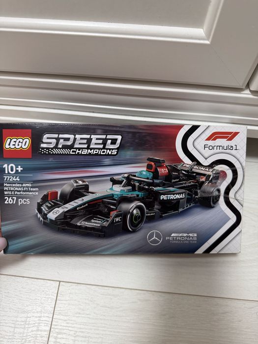 Конструктор Lego Formula1 77244 б/у