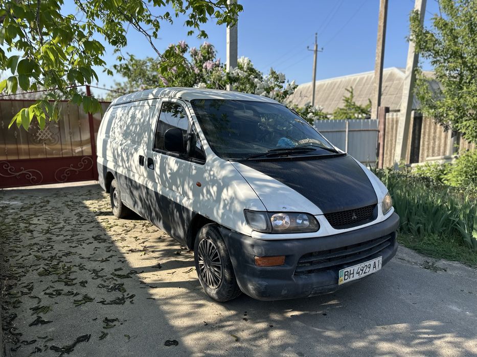 Mitsubishi L400 бусик