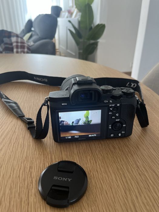 Câmara Fotográfica Sony Alpha 7II