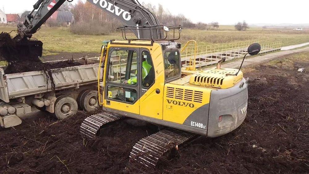 Roboty ziemne i leśne | duże inwestycje i prywatne zlecenia – AR-LAS