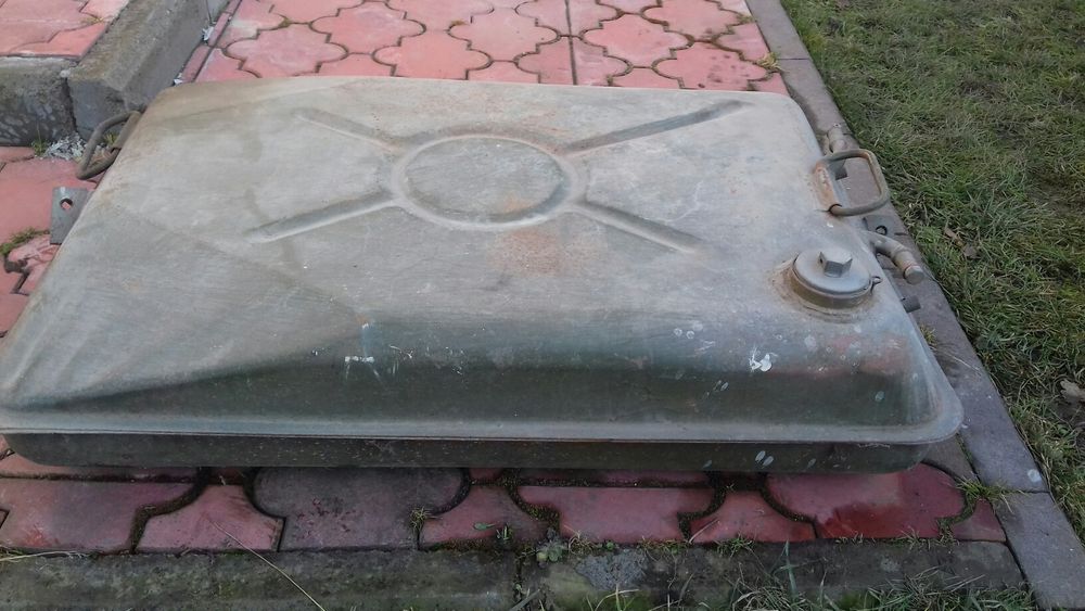 Каністра бак  100 літрів
