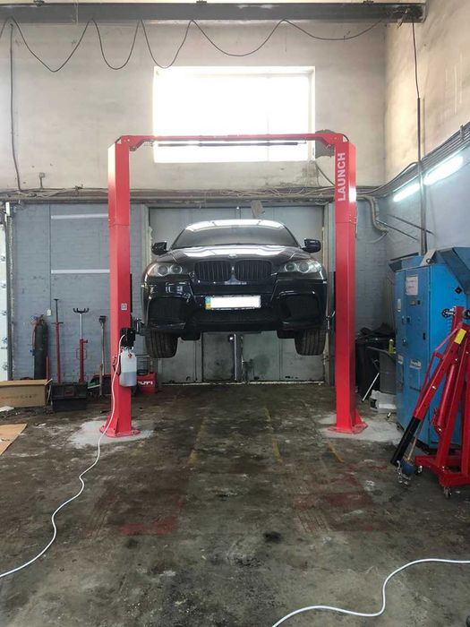 Склад підйомники автомобільні нові та БУ подъёмник для СТО LAUNCH