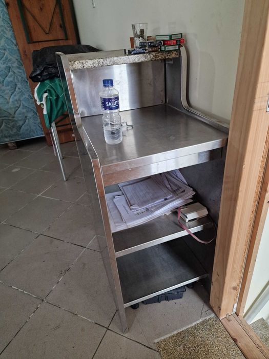 Movel de Apoio com Pedra marmore