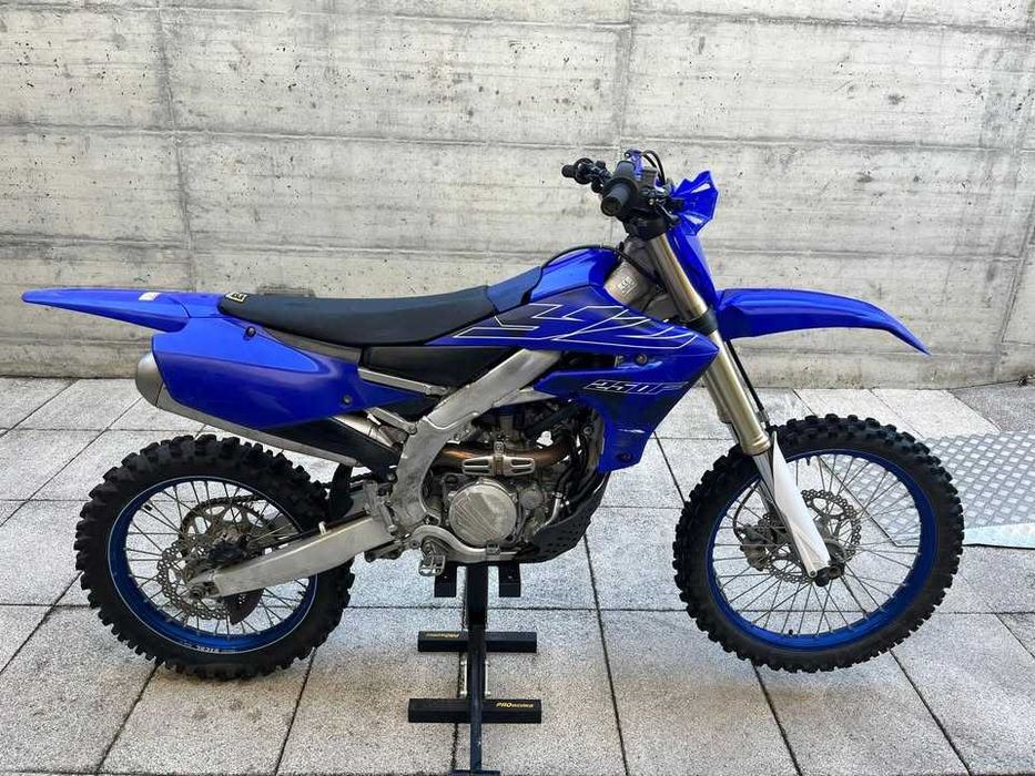 Yamaha YZ250 F 2022
