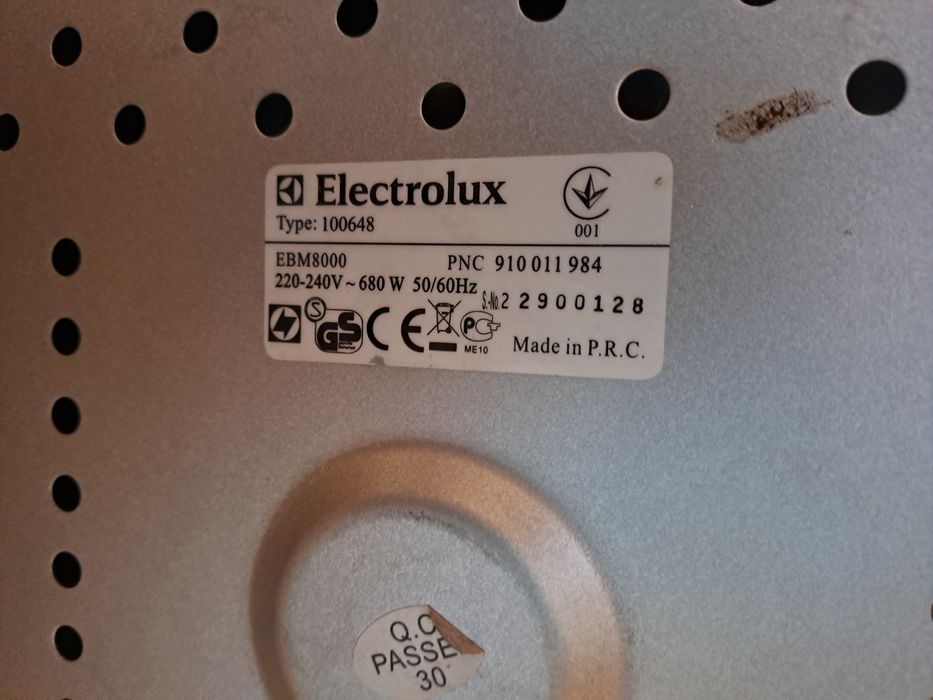 Wypiekacz do chleba Electrolux EBM 8000