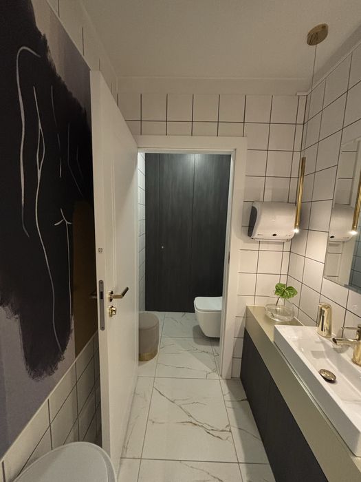 ODSTĄPIĘ GOTOWY LOKAL – 35m² | Warszawa, Wola