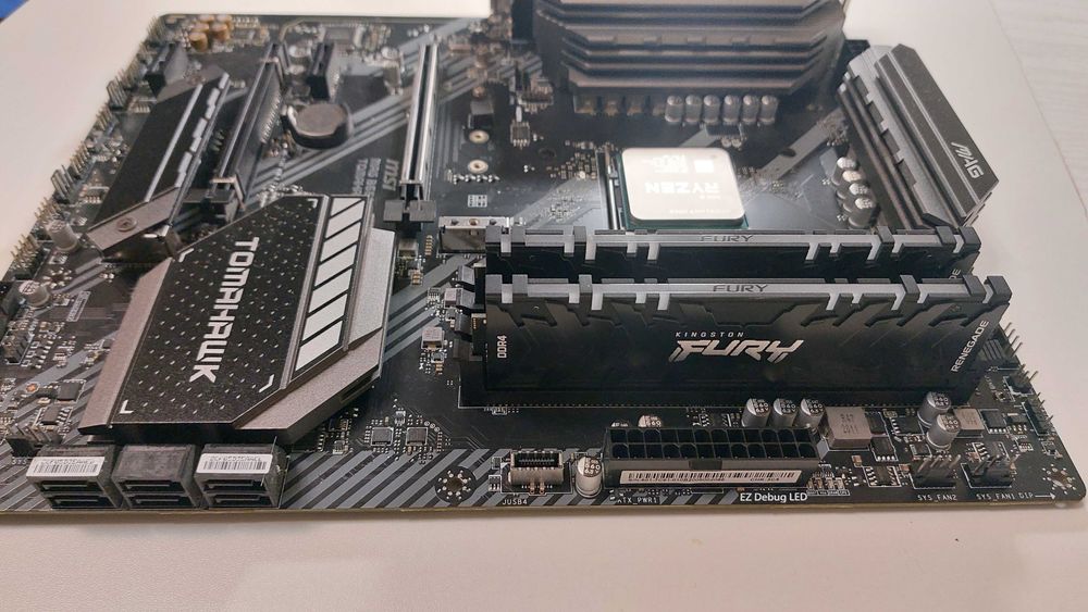 Ryzen 9 3900X/MSI MAG B550 TOMAHAWK/Kingston DDR4 32GB 3600MHz RGB