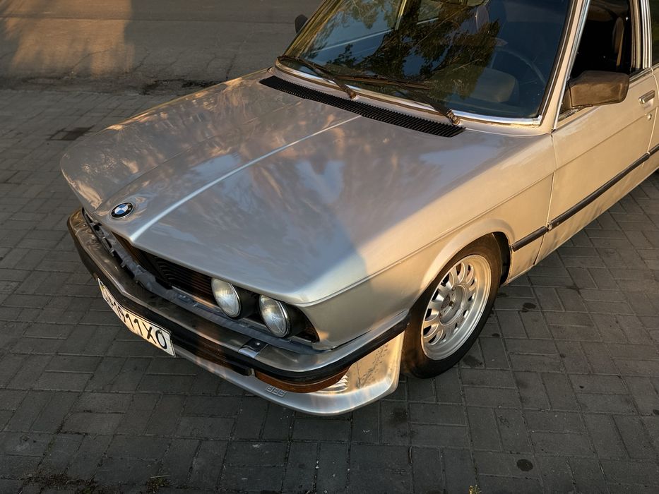 BMW E12 M20B20 1981