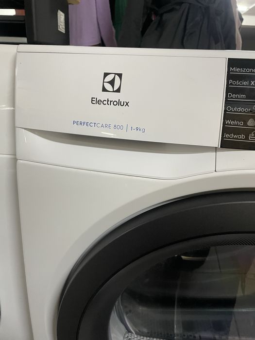 Сушильна машина Electrolux Perfectcare 800