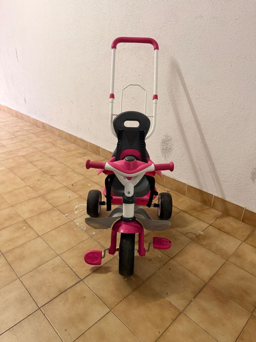 Triciclo criança