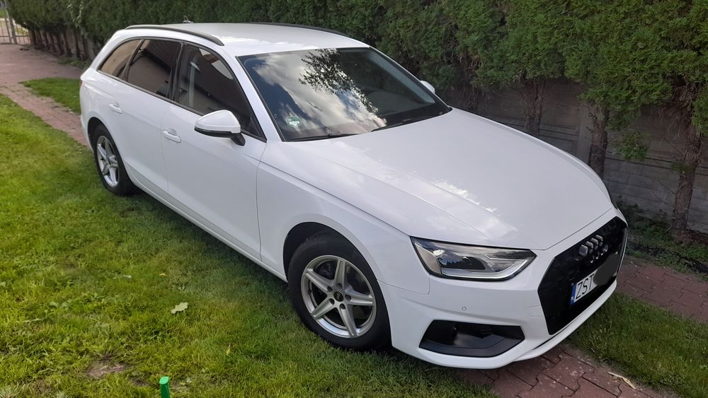 AUDI A4 B9 2.0 automat