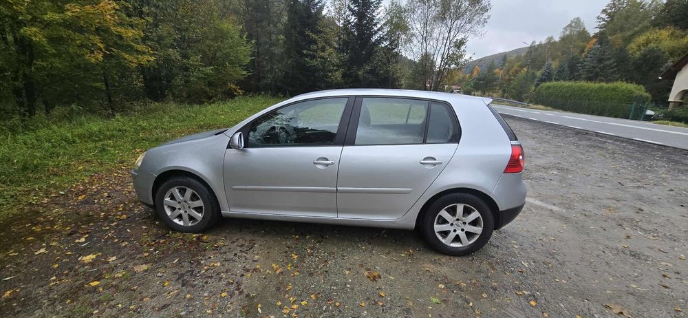 Volkswagen Golf V 1.9 TDI