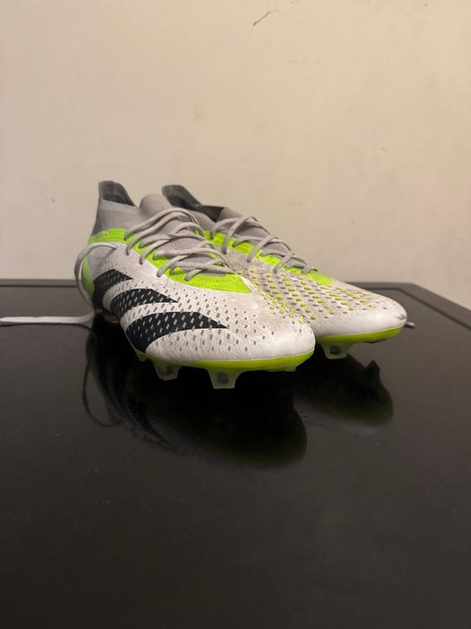 Chuteiras Adidas Predator FG Elite