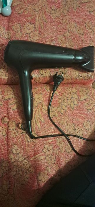 Фен Philips 2100