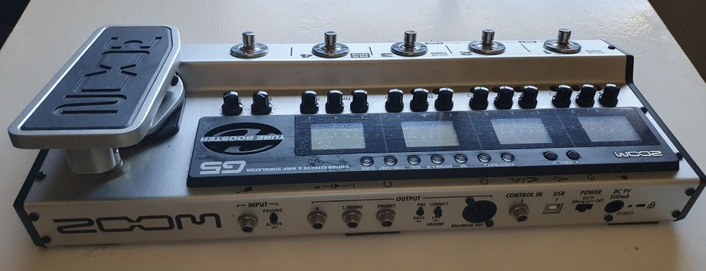 Pedaleira efeitos guitarra ZOOM G5