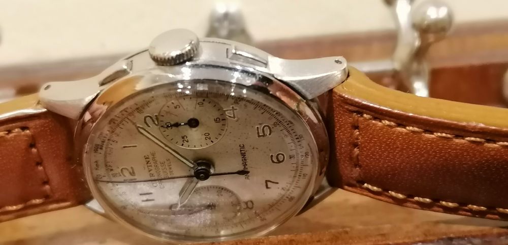 Relógio antigo cervine cronografo