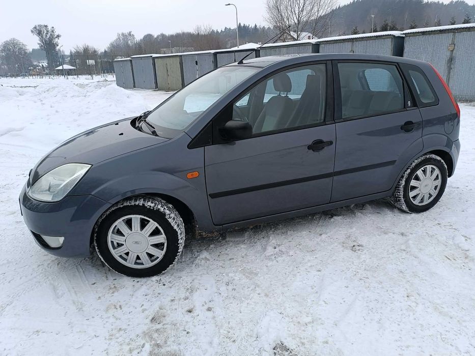 Ford Fiesta 1.4 tdi 5 drzwi klima Ghia Bardzo zadbany