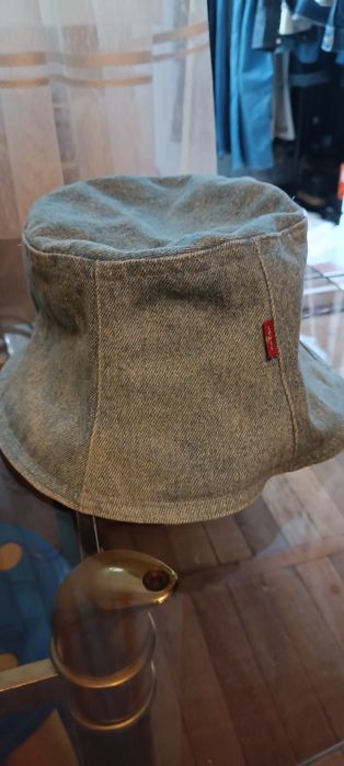 Панама джинсова Levi’s .