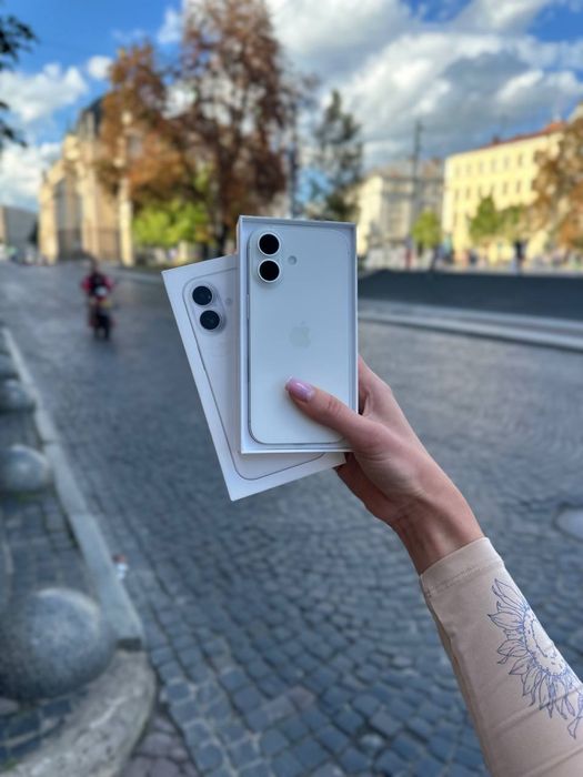 Apple iPhone  17 512Gb. ( White )
