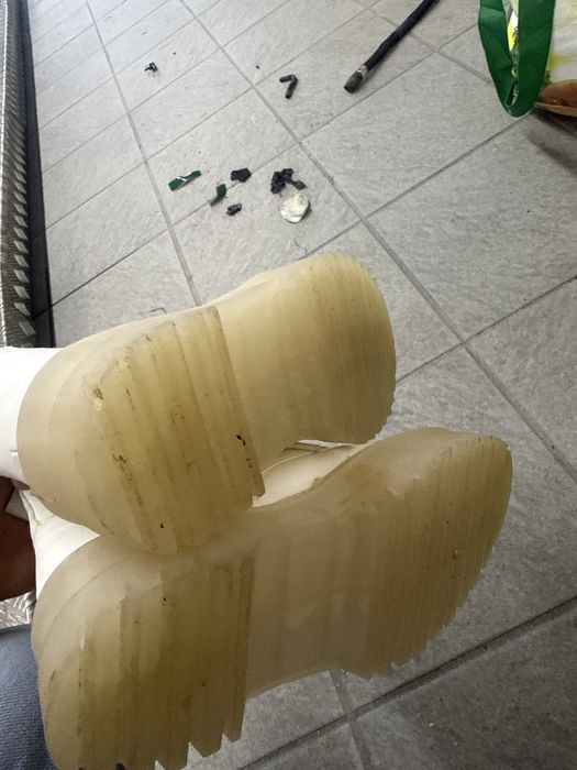 Botas bershka brancas