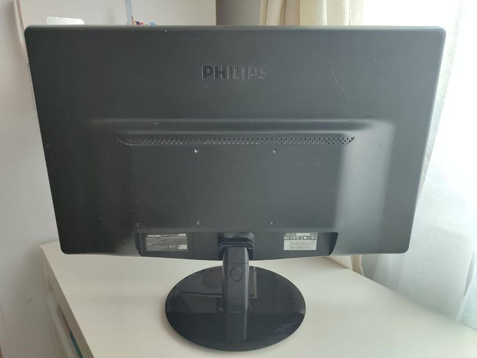 Монітор pnilips 22.5