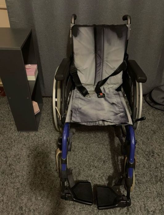 Инвалидная коляска аренда