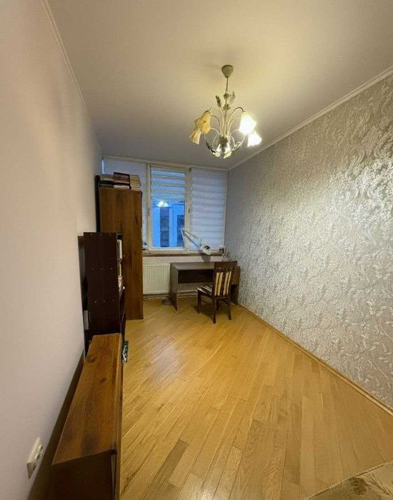 Продаж затишної 3к кв., готової до проживання, район Майзлі