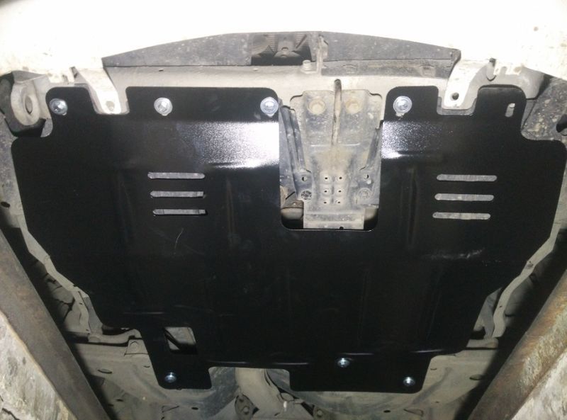 Защита поддона двигателя Mitsubishi Lancer IX Захист картера двигуна