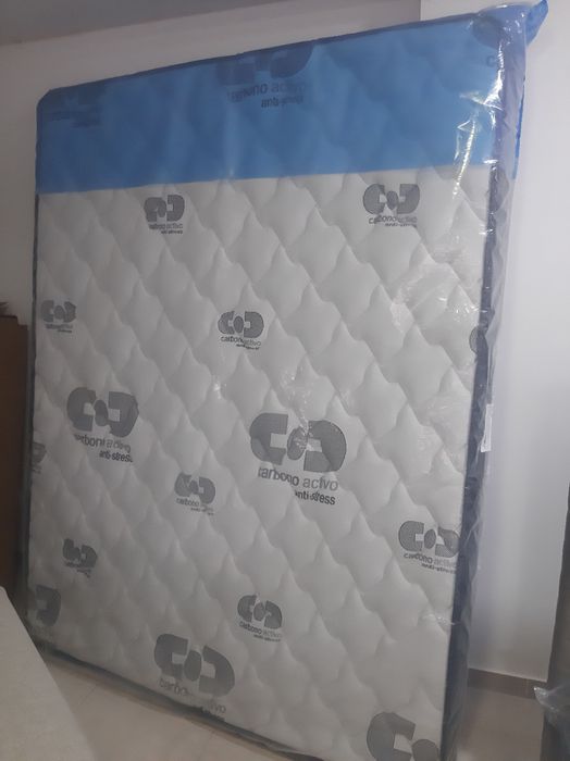 Colchão  195x150  sem molas