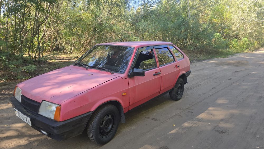 Ваз 21093 1991.   9