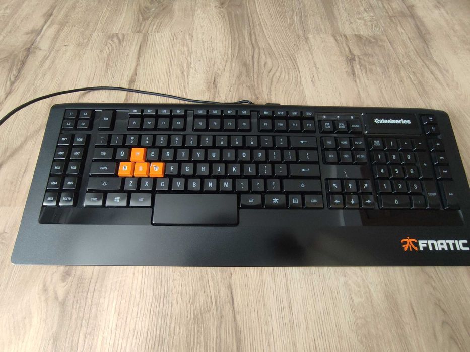 SteelSeries APEX Gaming Fnatic Edition