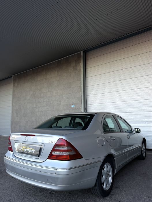 Mercedes-Benz C220 CDI Nacional