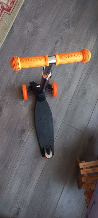 Дитячий самокат  MaxxPro Kids