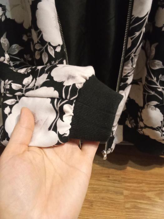 Bluza damska motyw kwiatowy rozmiar s