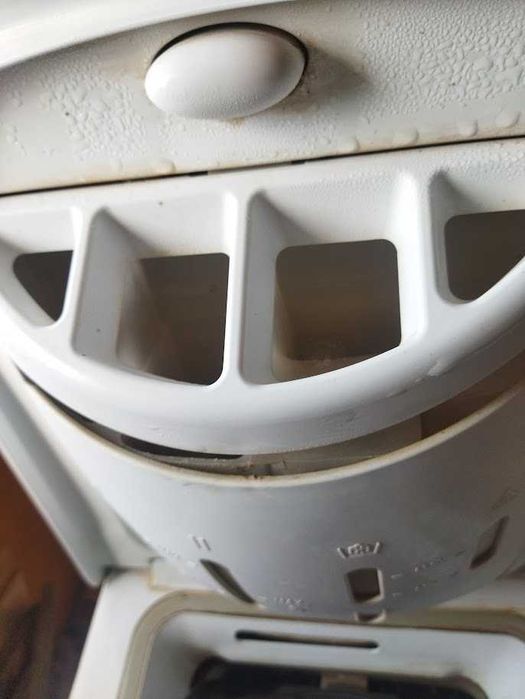 Стиральна  машина индезит wite 107