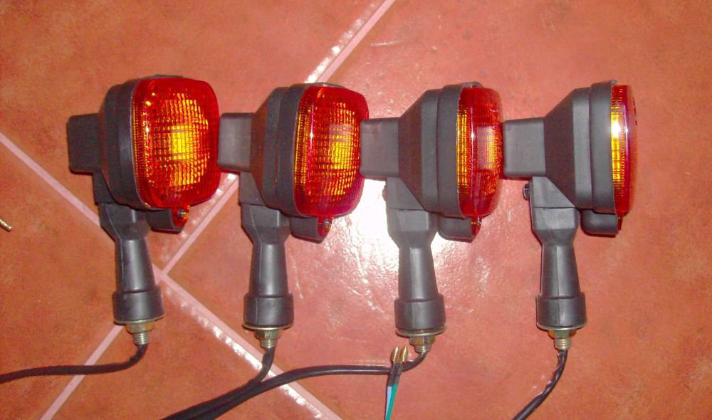 Luzes piscas mota - varios modelos - 4 piscas