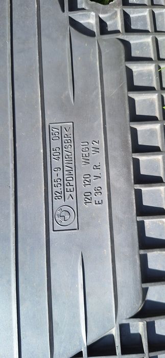 Bmw e36 dywaniki gumowe oryginał