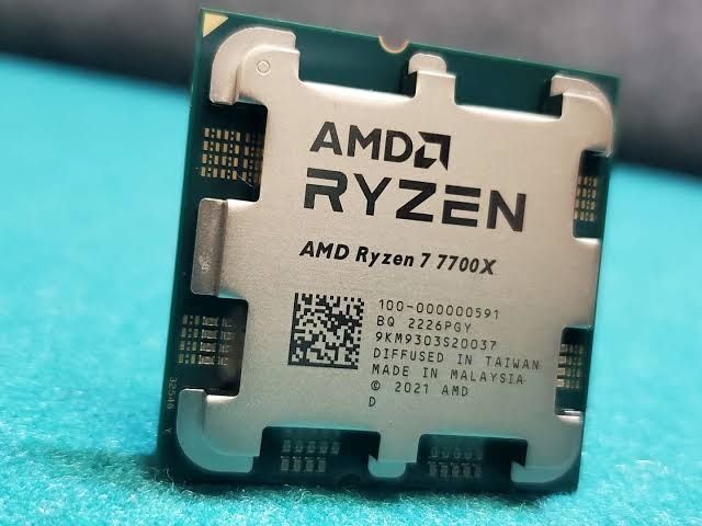 Ryzen 7 7700x excelente estado