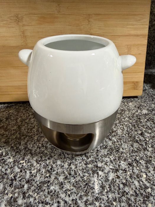Conjunto de fondue em cerâmica com base em inox