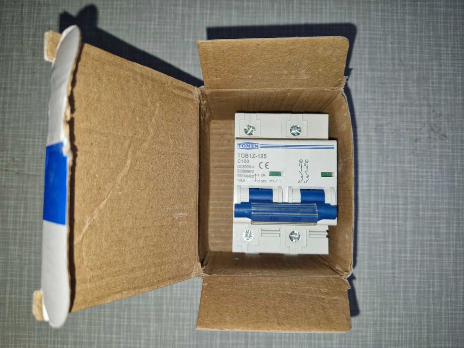 Disjuntor de corrente contínua, 100 Amperes