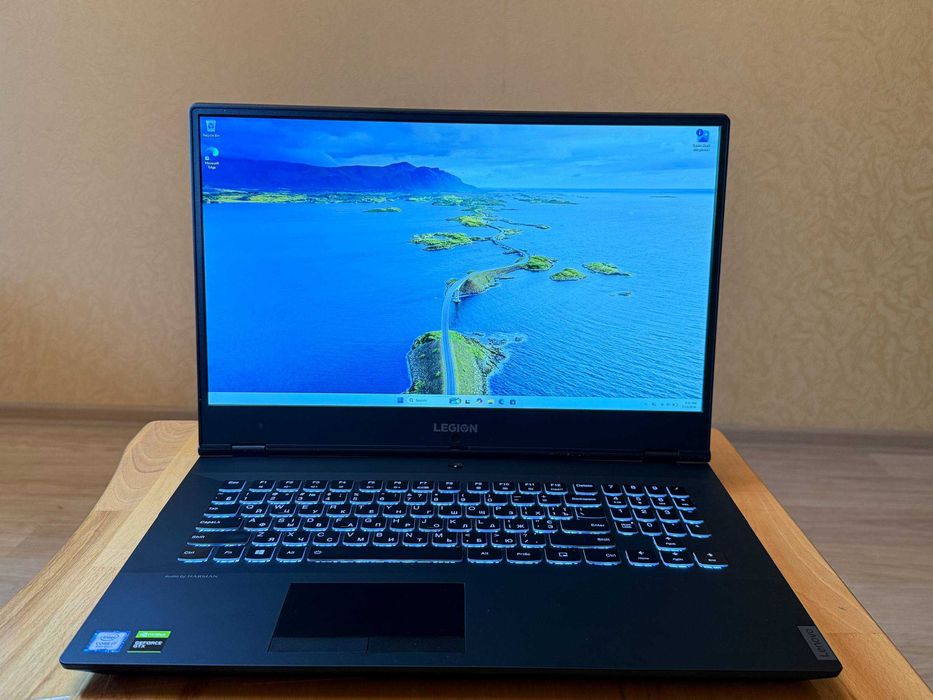 Lenovo Legion Y540 17 16gb 1tb ssd 1660ti i7 9750h