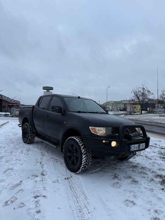 Авто в хорошому стані, все працює на повному ходу, ходова в хорошому стані, мотор працює рівно,полний привід працює, рама ціла не гнила, АВТО ПО ТП.