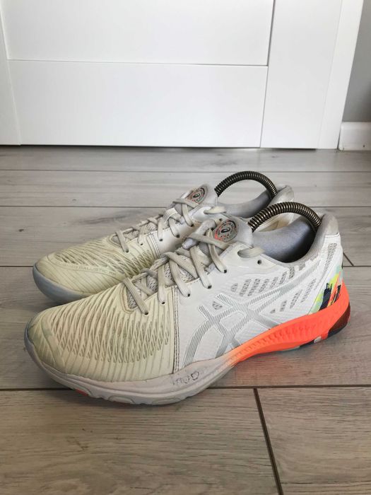 Buty halowe ASICS Netburner Ballstic rozm. 41,5