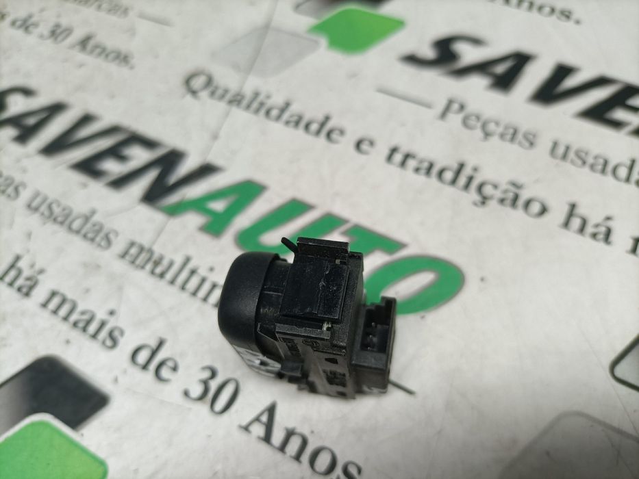 Comando / botão / interruptor vidros frente esquerdo MERCEDES-BENZ Cla
