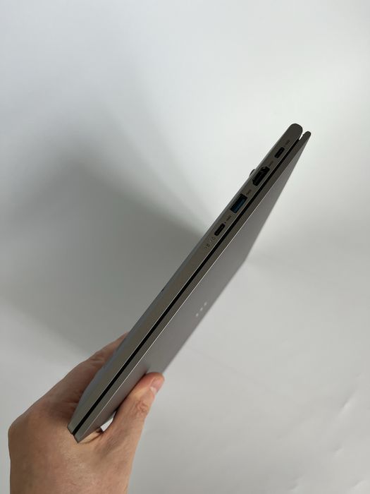 Cepter Spectrum OLED 14 ryzen5 6600H 16/512gb Radeon2gb video 14”wuxga