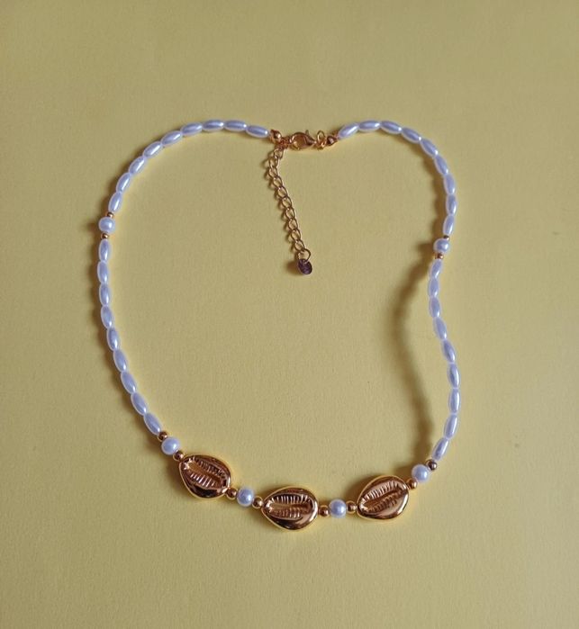 Colar de pérolas. Novos.
Cada 5€