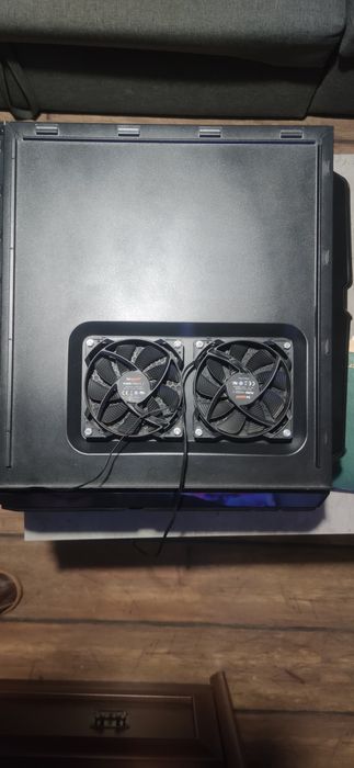 Komputer stacjonarny (zestaw)