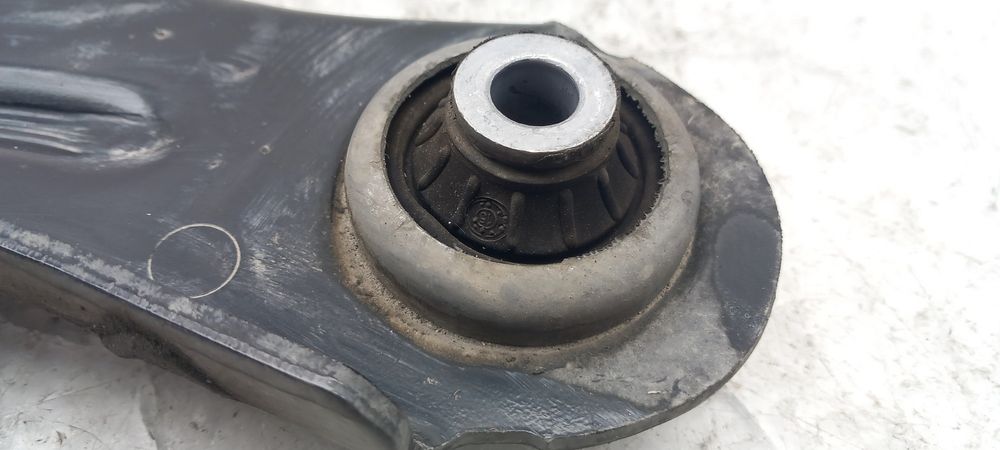 Braço de suspensão frente esquerdo RENAULT Zoe (BFM_)