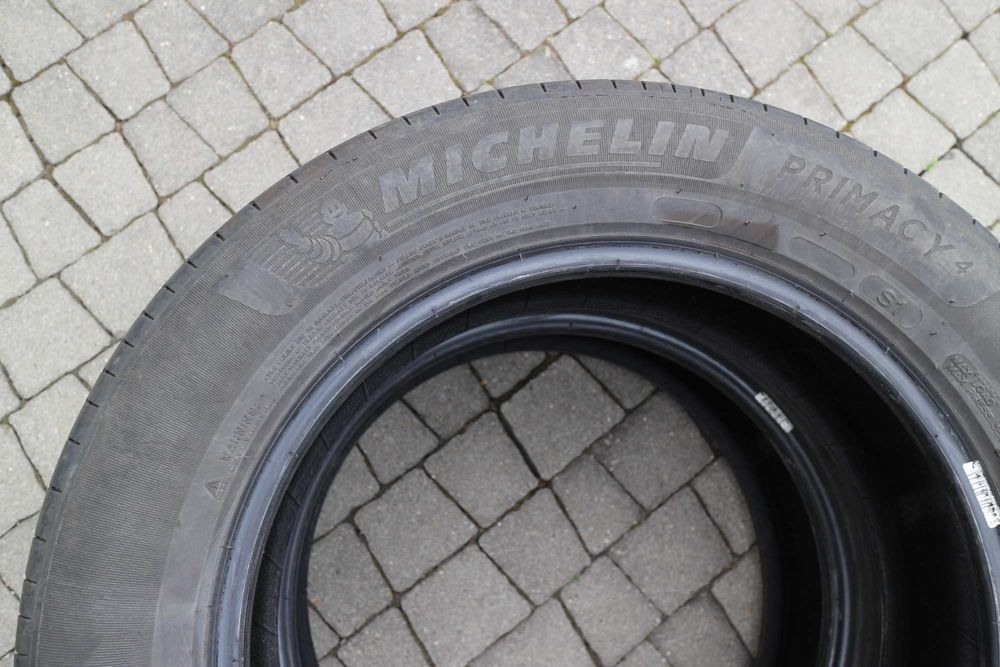 opony MICHELIN PRYMACY 4 -  215/60 R17